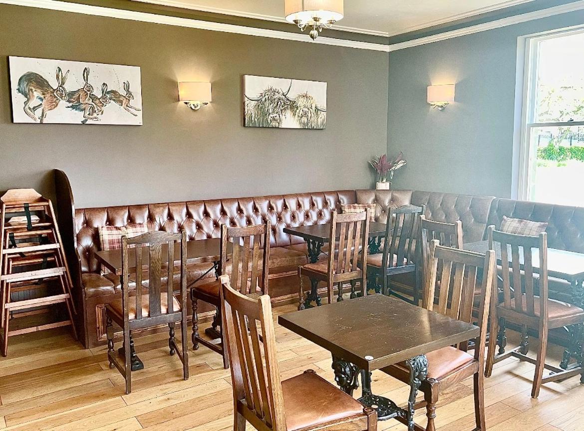 The Fylingdales Inn Robin Hood's Bay Extérieur photo